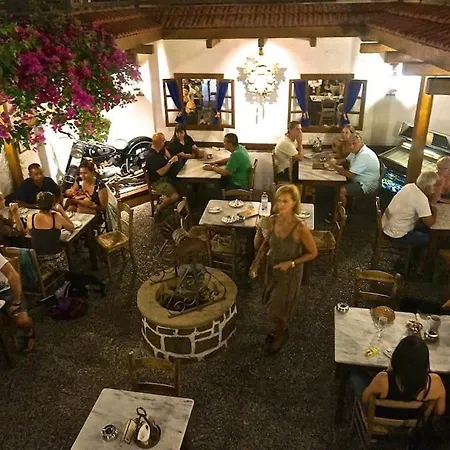 Maison Niochori Rhodes بيت للعطل *